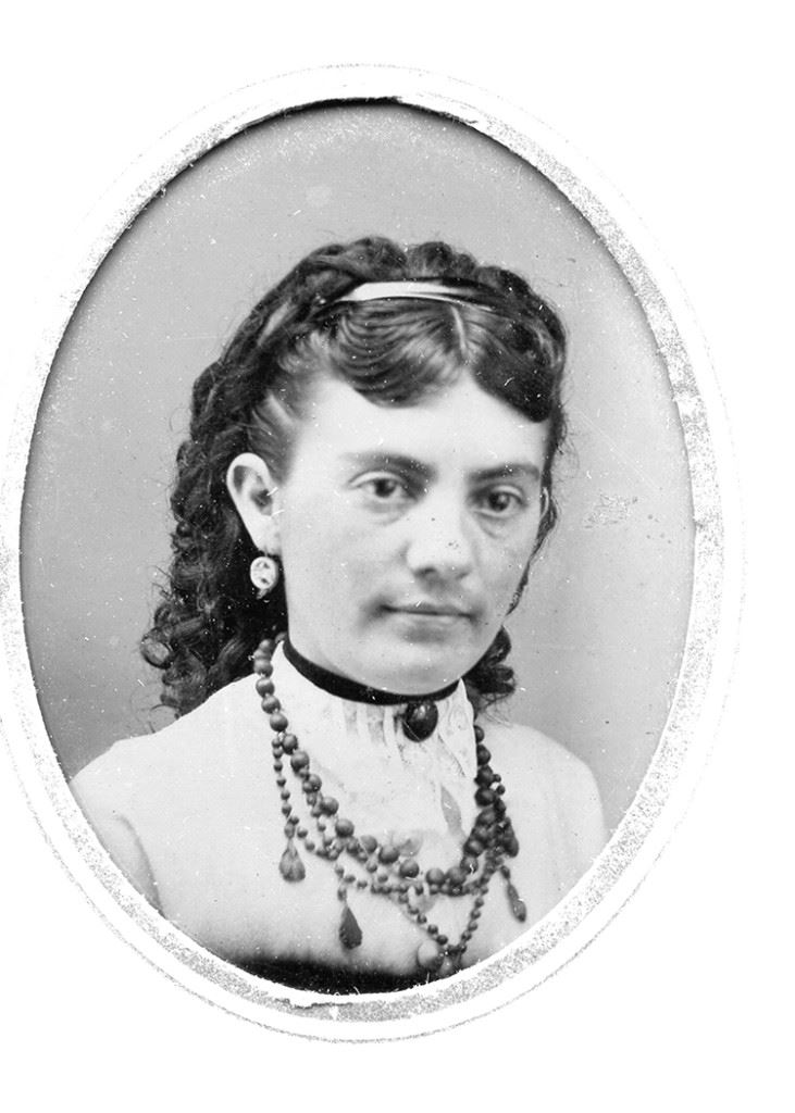 019 - Mrs. D. O. Sellers